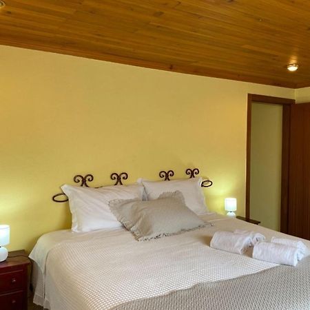 Casa Do Portao Azul - Dourada Appartement Atouguia Da Baleia Buitenkant foto