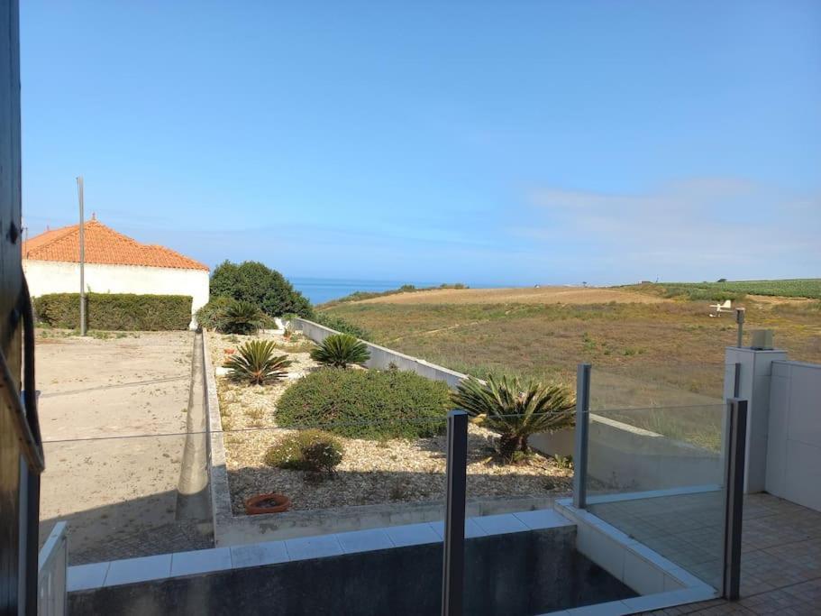 Casa Do Portao Azul - Dourada Appartement Atouguia Da Baleia Buitenkant foto